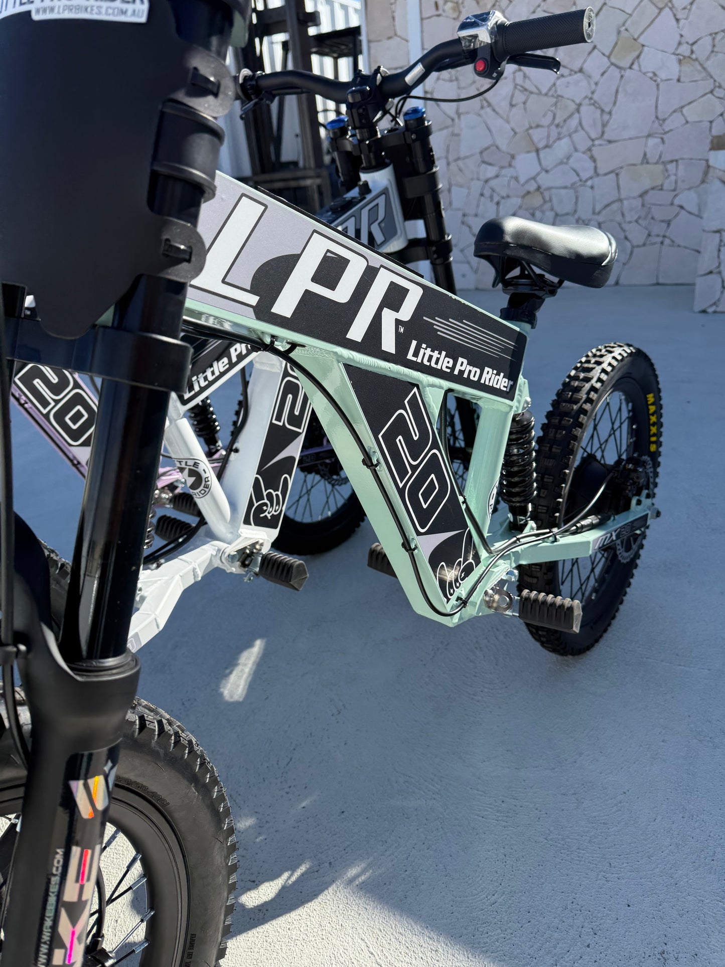 Electric LPR20™ *Pre-order in FULL